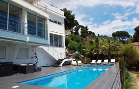 Three-level villa 500 meters from the sandy beach, Blanes, Catalonia, Spain for 3,900 € per week
