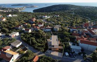 Land plot 556 m² in Sevid for 115,000 €