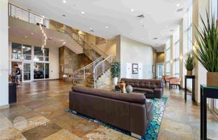 2-bedroom apartments in condo 118 m² in Hallandale Beach for $429,000