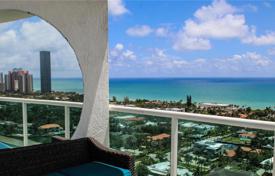 Spacious flat with ocean views in a residence on the first line of the beach, near the golf course, Aventura, Florida, USA for $1,246,000