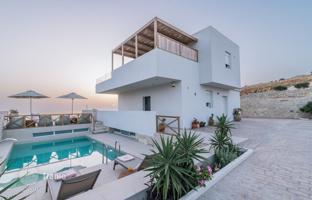 5-bedroom villa in Heraklion (Athens) for 1,200,000 €