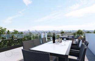 2-bedroom penthouse in Larnaca for 335,000 €