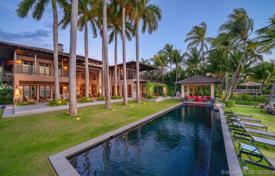 Modern villa with a backyard, a swimming pool, a summer kitchen, a sitting area, a terrace and a garage, Key Biscayne, USA for $20,900,000