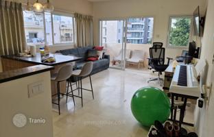 3-bedroom apartment 60 m² in Tel Aviv for $1,528,000