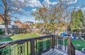 Townhome – North York, Toronto, Ontario,  Canada for C$1,204,000