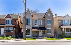 Terraced house – Lansdowne Avenue, Old Toronto, Toronto,  Ontario,   Canada for C$1,006,000