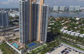 Two-bedroom apartment with beautiful ocean views in Sunny Isles Beach, Florida, USA for $848,000