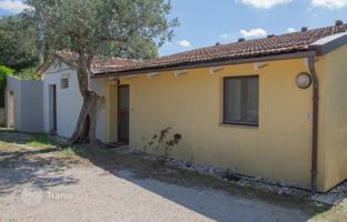 3-bedroom country house 479 m² in Perugia for 760,000 €