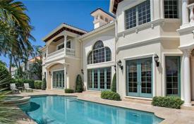 Luxury villa with a backyard, a swimming pool, a terrace and three garages, Fort Lauderdale, USA for $4,950,000