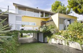 Two-level luxury villa 100 m from the beach, Tamarit, Costa Dorada, Spain for 6,700 € per week