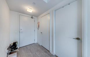 4-bedroom apartment in Dundas Street East for C$746,000