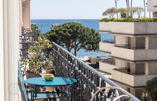 2-bedroom apartment in Cannes for 2,400,000 €