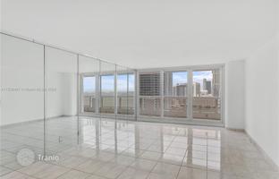 2-bedroom apartments in condo 136 m² in Miami for $742,000