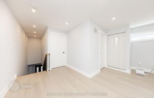 9-bedroom house in Scarborough for C$2,081,000