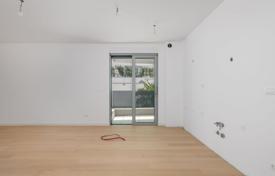 OPATIJA, CENTER — spacious apartment in a new building with a sea view, shared pool, garage for 833,000 €