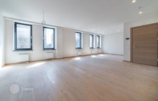 2-room apartment 78 m² in Central District for 304,000 €