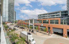 Apartment – Lake Shore Boulevard West, Etobicoke, Toronto,  Ontario,   Canada for C$783,000