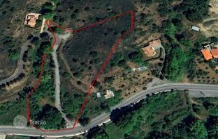 Land plot 11,212 m² in Kato Platres for 650,000 €