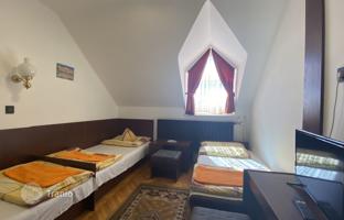 House 250 m² in Téglás for 765,000 €