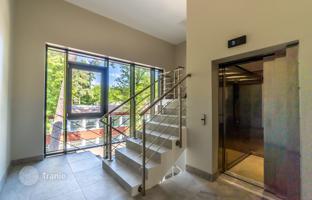 1-bedroom apartment 75 m² in Dzintaru prospekts for 250,000 €