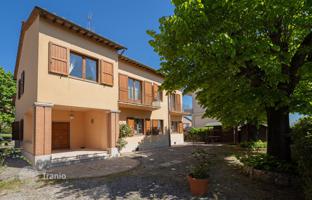 5-bedroom country house 338 m² in Montepulciano for 550,000 €