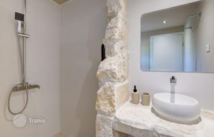 5-bedroom cottage 155 m² in Anarita for 490,000 €