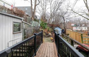 2-bedroom townhouse in Old Toronto for C$1,302,000