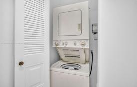 Condo – Pembroke Pines, Broward, Florida,  USA for $315,000