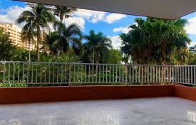 Four-room apartment with a view of the tropical garden in Key Biscayne, Florida, USA for $1,500,000