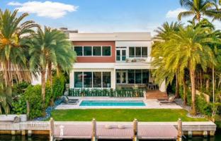 5-bedroom house 558 m² in Miami for $8,300,000