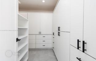 4-bedroom house 286 m² in Miami for $1,500,000