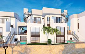 Semi-detached villa with basement and private solarium in La Finca for 415,000 €