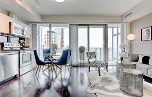 2-bedroom apartment in Old Toronto for C$934,000