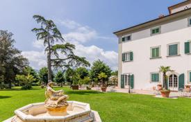 Neoclassical villa with park for sale near Florence Tuscany for 2,800,000 €