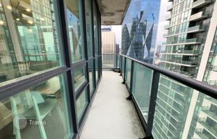 5-bedroom apartment in Bay Street for C$1,177,000