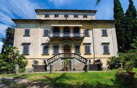 Manor Villa and farmhouse, 14 hectares land in Pistoia, Toscana, Italy for 1,450,000 €