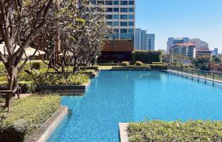 4-bedroom penthouse in Ratchathewi for $1,770,000