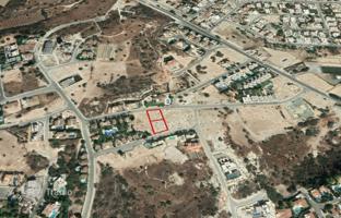 Land plot 1,342 m² in Mouttagiaka for 1,200,000 €
