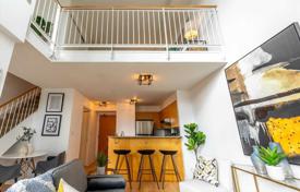 Apartment – Merton Street, Old Toronto, Toronto,  Ontario,   Canada for C$903,000