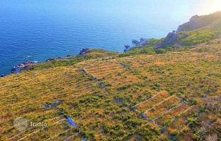 Land plot 1,492 m² in Reževići for 1,270,000 €