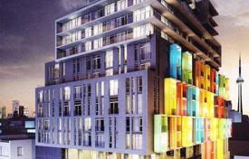 Apartment – College Street, Old Toronto, Toronto,  Ontario,   Canada for C$780,000