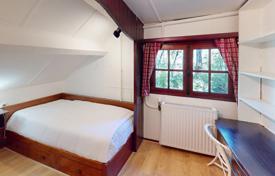 6 BEDROOMS CHALET — AUTHENTIC CHARM — LA SALLE LES ALPES for 598,000 €