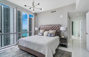 3-bedroom apartments in condo 205 m² in Miami for $1,495,000