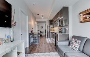 4-bedroom apartment in The Queensway for C$983,000