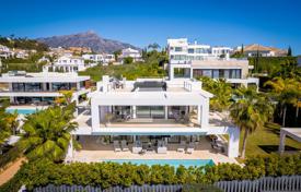 Modern Style 5 bedroom Villa in Nueva Andalucia, Marbella, Spain for 2,950,000 €