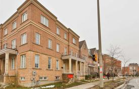 Terraced house – North York, Toronto, Ontario,  Canada for C$1,063,000