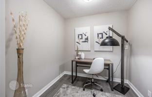 2-bedroom apartment in Front Street West for C$1,189,000