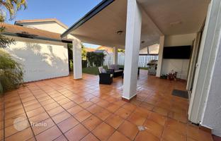 4-bedroom house 283 m² in West End for $830,000