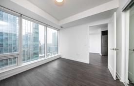 Apartment – York Street, Old Toronto, Toronto,  Ontario,   Canada for C$1,040,000