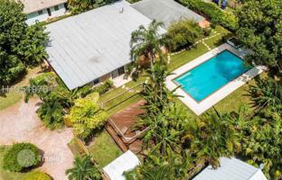 4-bedroom house 330 m² in Hollywood for $1,499,000